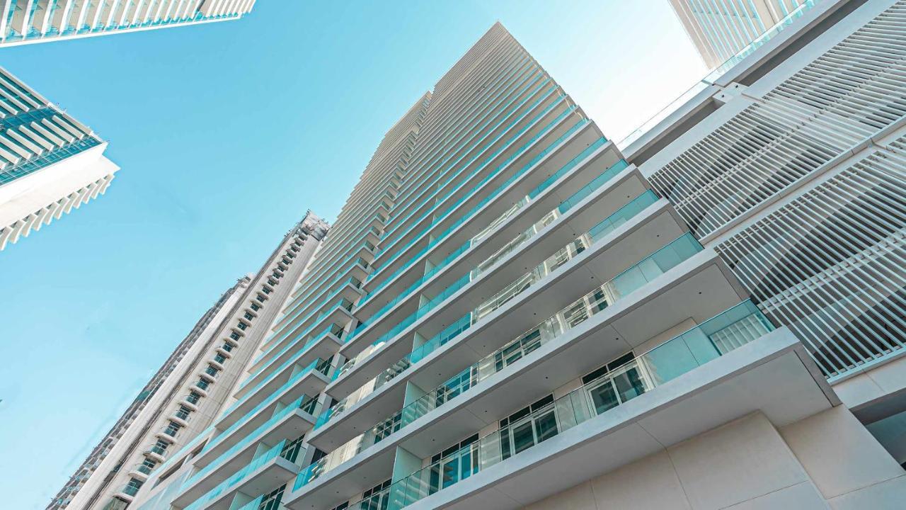 Apartment New Two Bedroom Full Sea View And Private Sunrise Bay Dubai