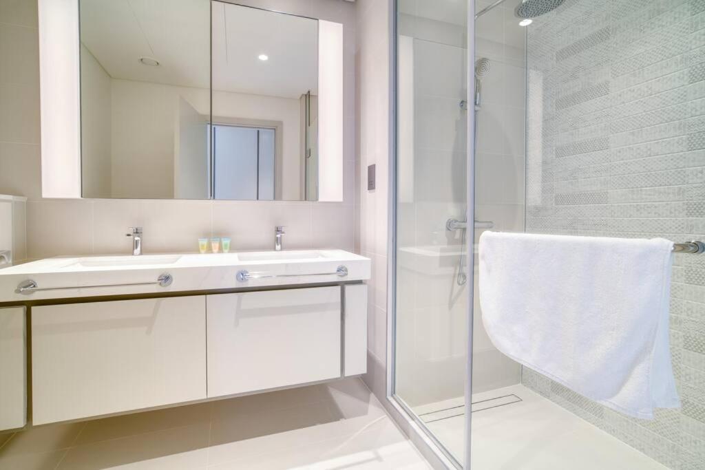 Apartment New Two Bedroom Full Sea View And Private Sunrise Bay *