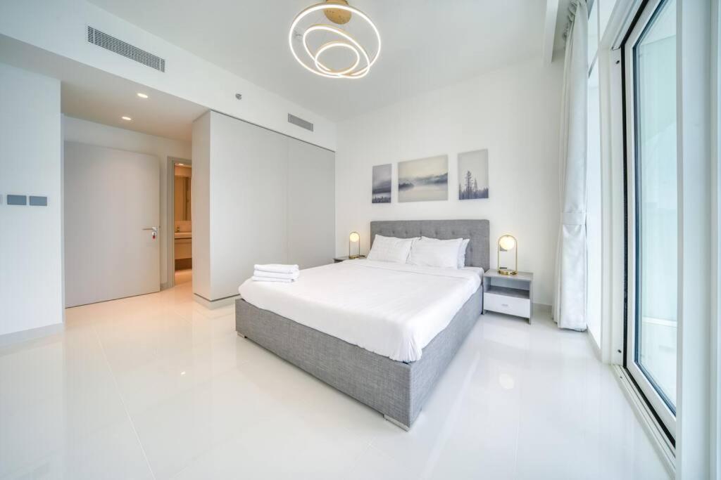 New Two Bedroom Full Sea View And Private Sunrise Bay Dubai