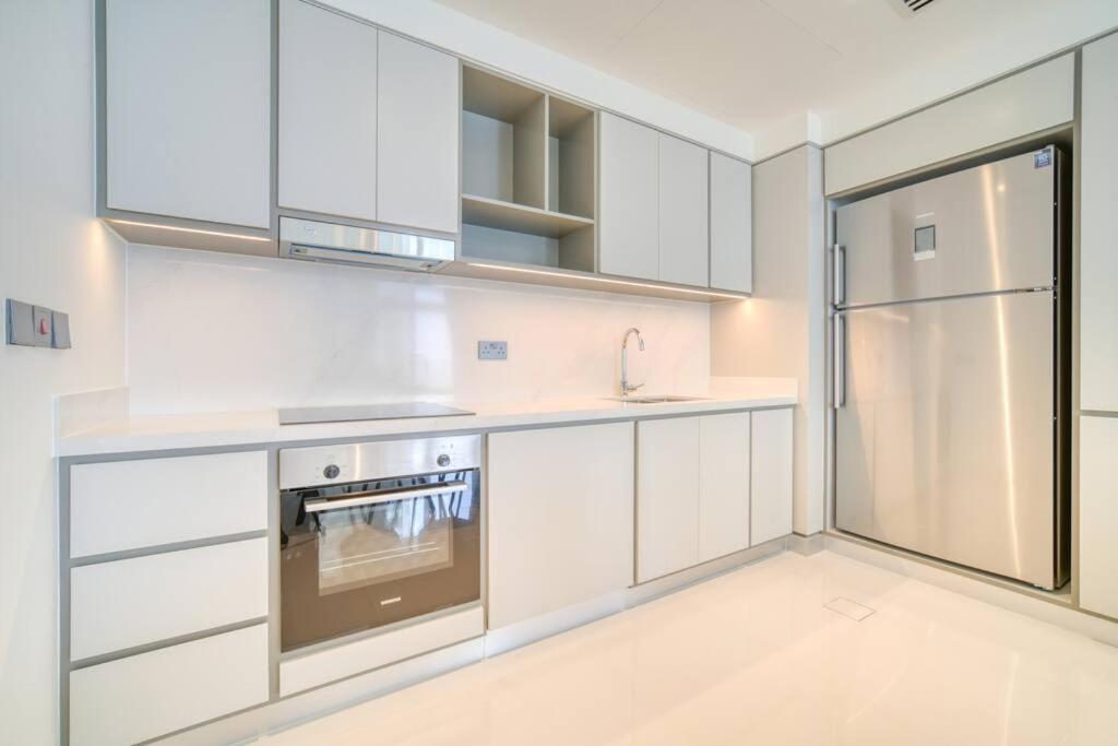 New Two Bedroom Full Sea View And Private Sunrise Bay